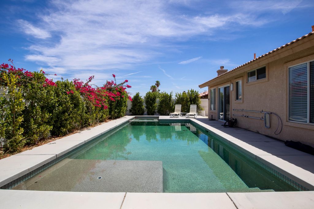 Photo of 79110 Desert Stream Drive, La Quinta, CA 92253 (MLS # 219148106)