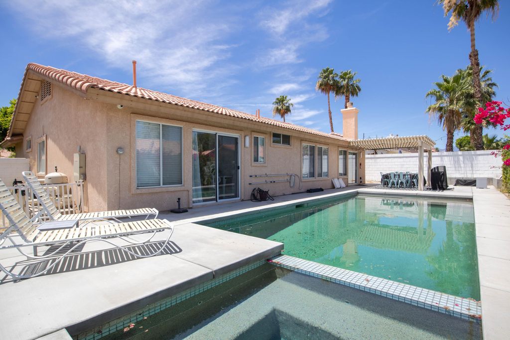 Photo of 79110 Desert Stream Drive, La Quinta, CA 92253 (MLS # 219148106)