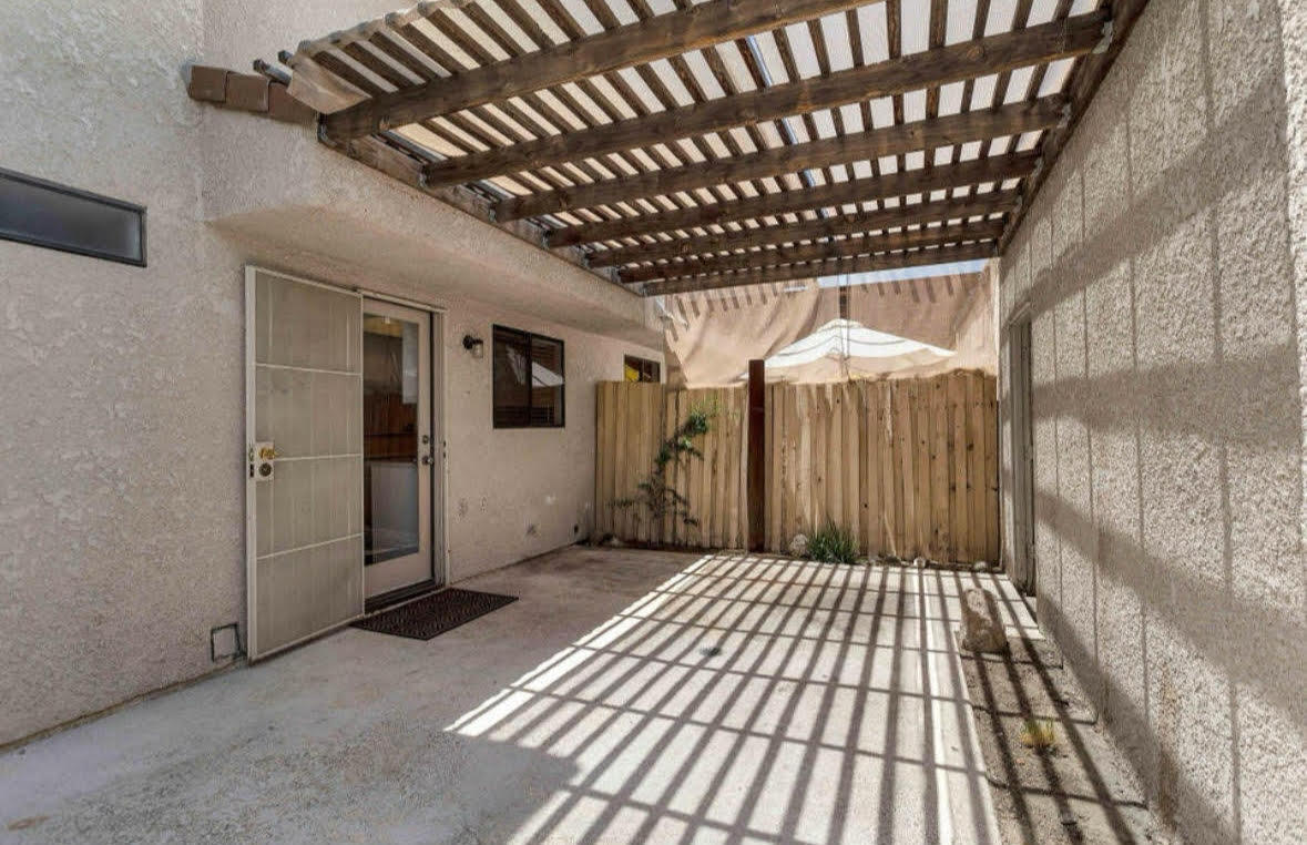 Rancho Mirage, California 92270, United States, 3 Bedrooms Bedrooms, ,2 BathroomsBathrooms,Residential,Active,181841