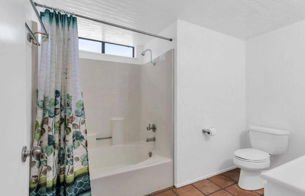 Rancho Mirage, California 92270, United States, 3 Bedrooms Bedrooms, ,2 BathroomsBathrooms,Residential,Active,181841