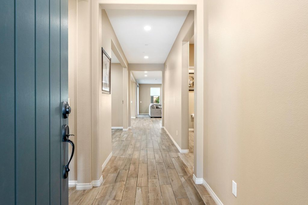 Photo of 51862 Via Crespi, La Quinta, CA 92253 (MLS # 219142701)