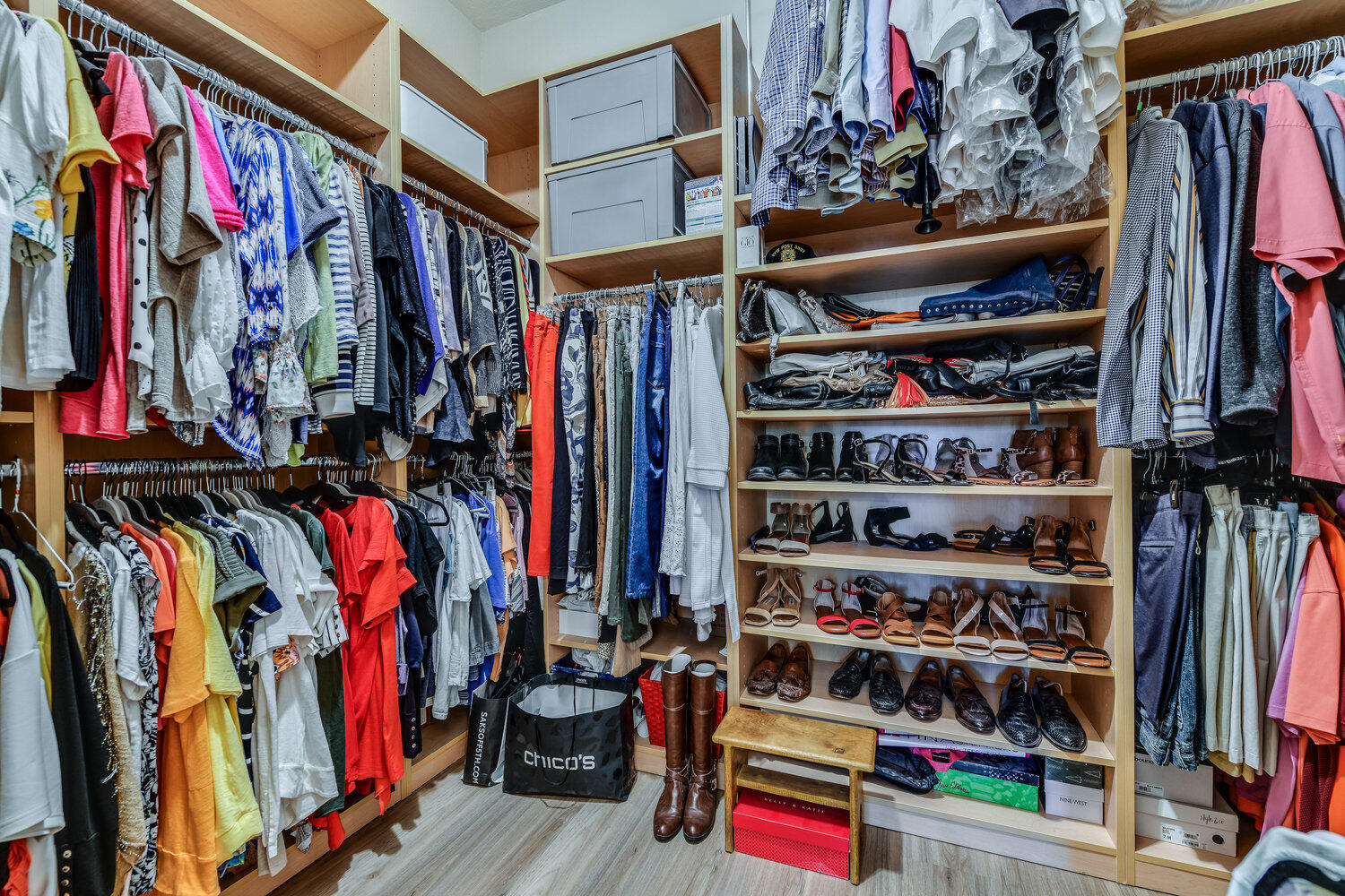 Indio, California 92201, United States, 3 Bedrooms Bedrooms, ,2 BathroomsBathrooms,Residential,Active,241413