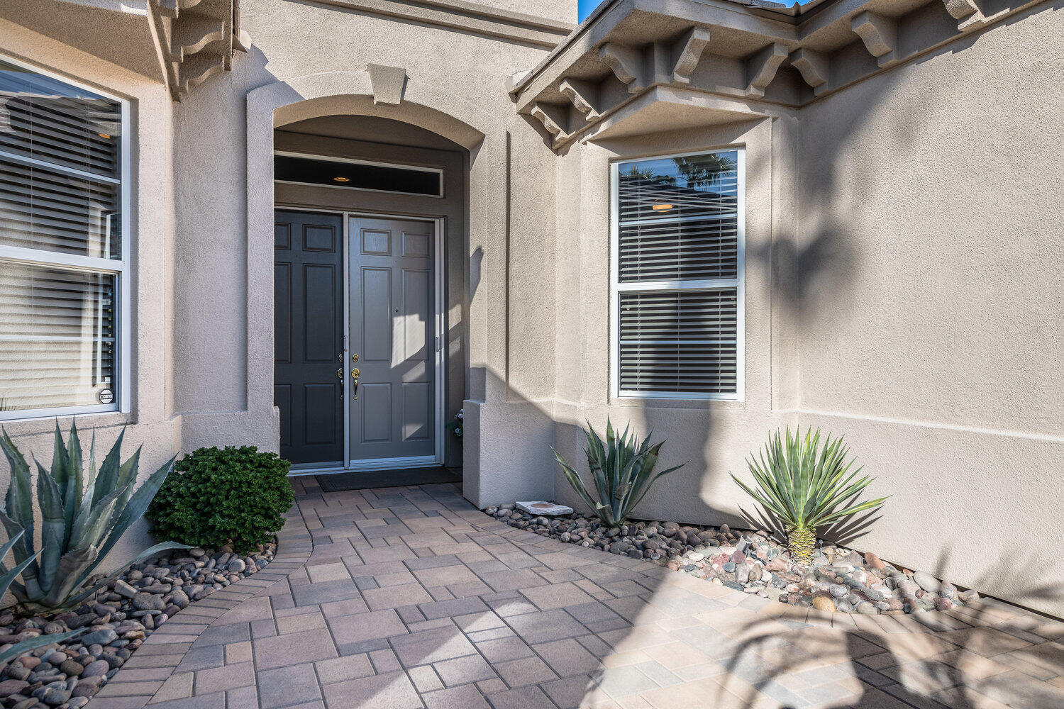 Indio, California 92201, United States, 2 Bedrooms Bedrooms, ,2 BathroomsBathrooms,Residential,Active,243441