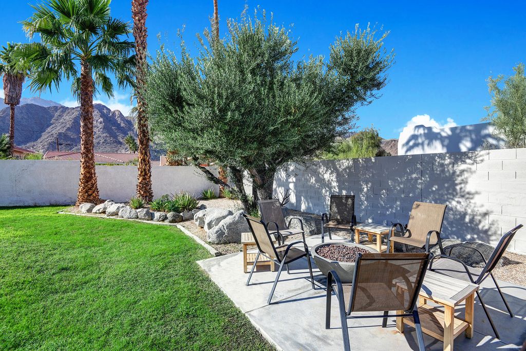 Photo of 54040 Avenida Diaz, La Quinta, CA 92253 (MLS # 219139571)