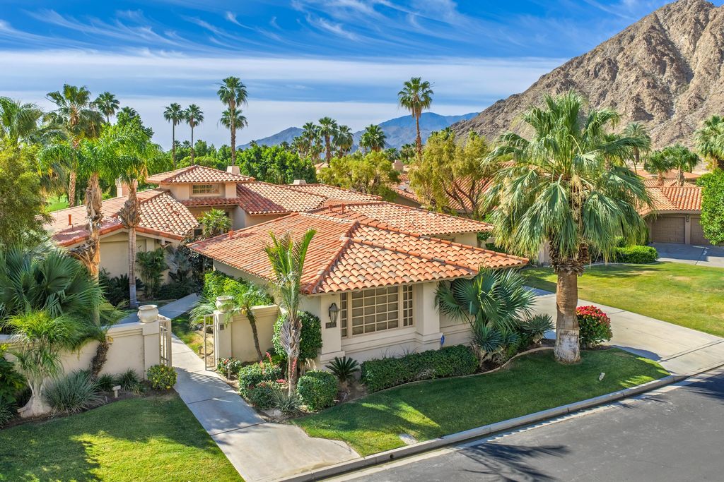 Photo of 54310 Riviera, La Quinta, CA 92253 (MLS # 219146891)