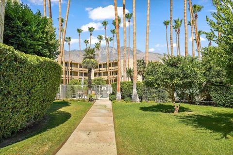 Condominium in Palm Springs CA 2424 Palm Canyon Drive 33.jpg