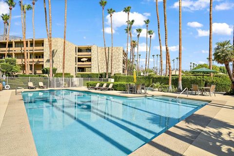 Condominium in Palm Springs CA 2424 Palm Canyon Drive 35.jpg