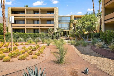 Condominium in Palm Springs CA 2424 Palm Canyon Drive 6.jpg