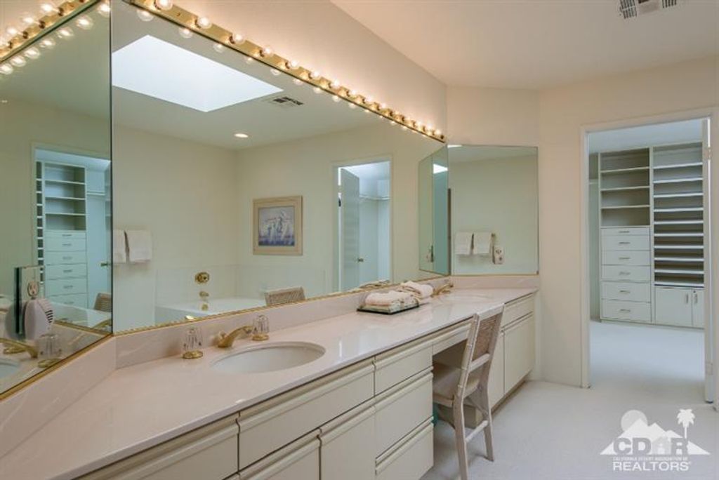 listing image 10999206850832230773