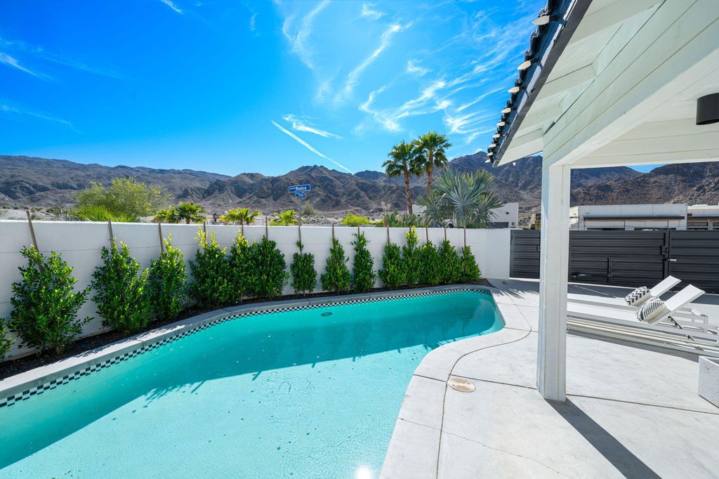 Photo of 54990 Avenida Madero, La Quinta, CA 92253 (MLS # 219139459)