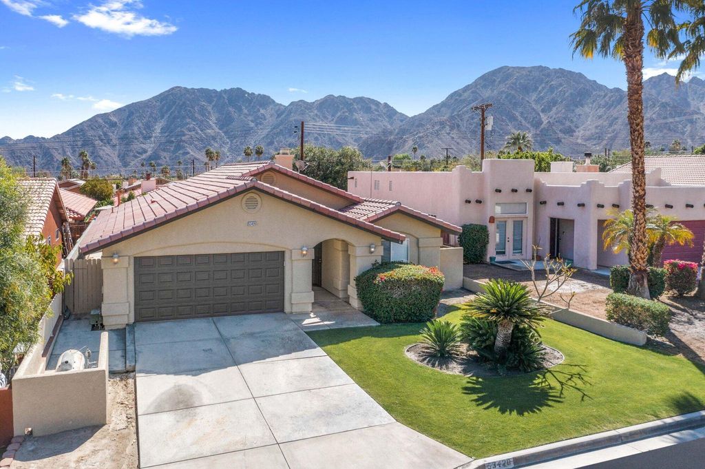 Photo of 53420 Avenida Juarez, La Quinta, CA 92253 (MLS # 219148459)