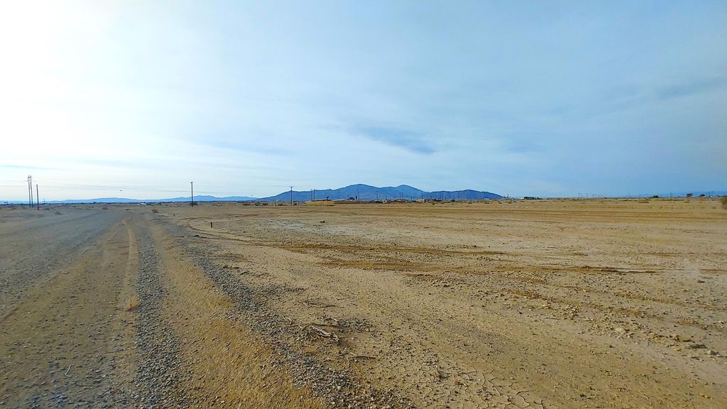 listing image 10992366164568782825
