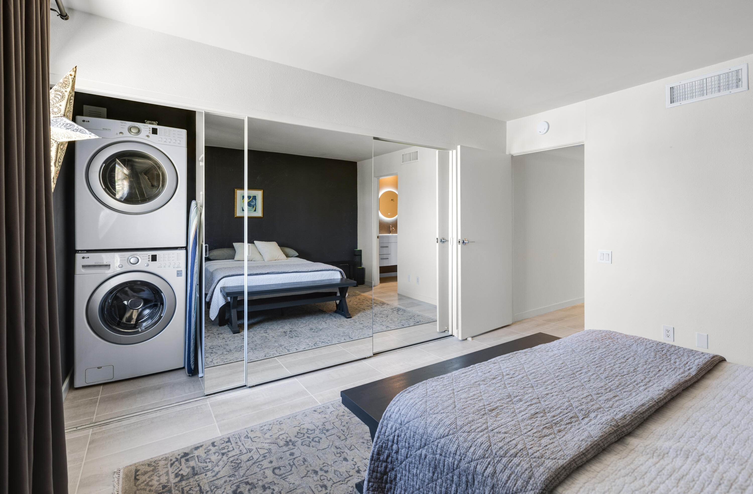 Palm Springs, California 92264, United States, 2 Bedrooms Bedrooms, ,2 BathroomsBathrooms,Residential,Pending,43332