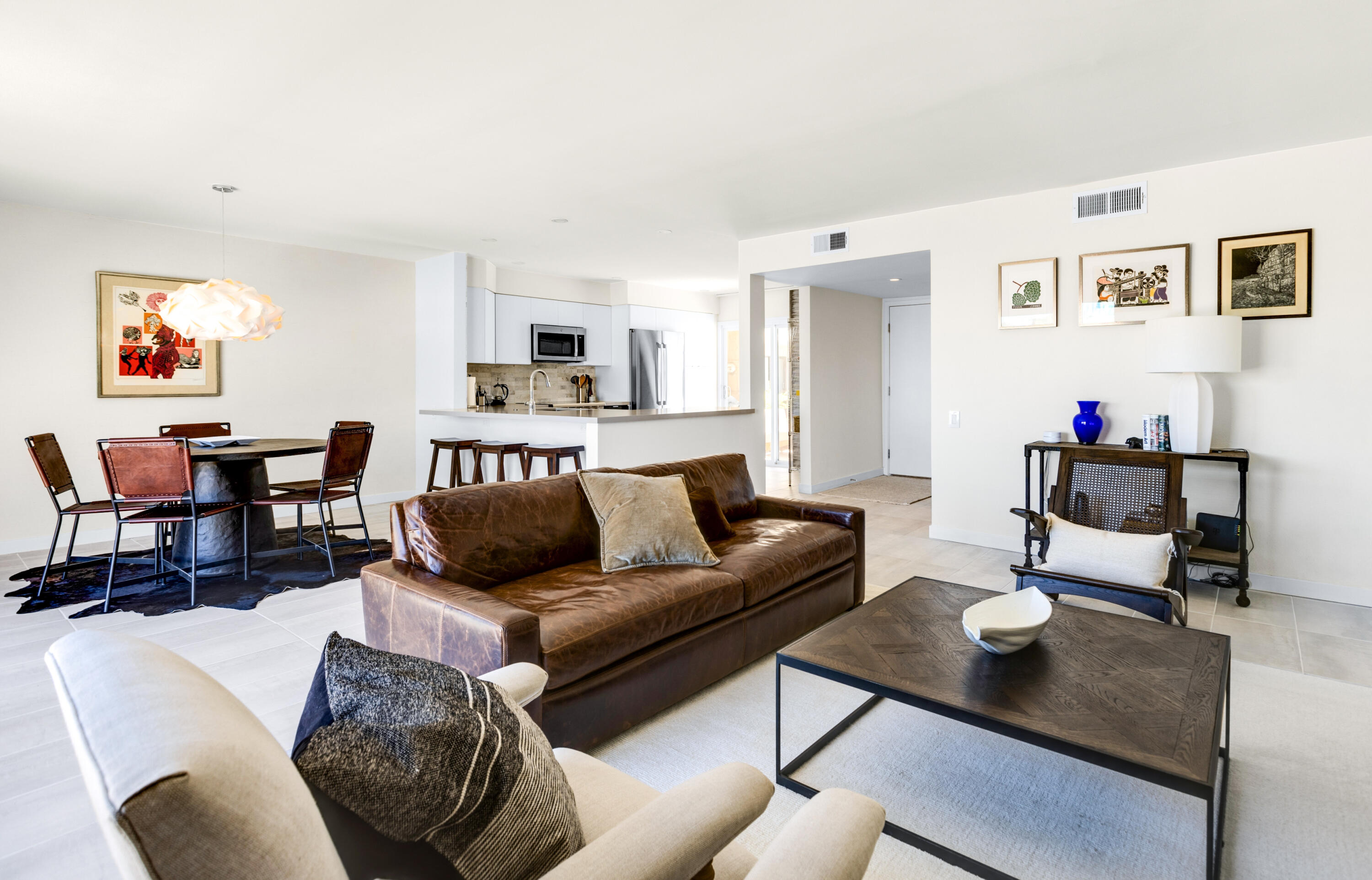 Palm Springs, California 92264, United States, 2 Bedrooms Bedrooms, ,2 BathroomsBathrooms,Residential,Pending,43332