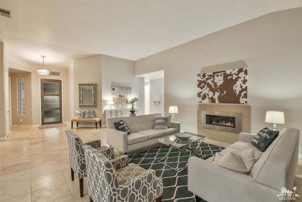 listing image 10992804565304668597