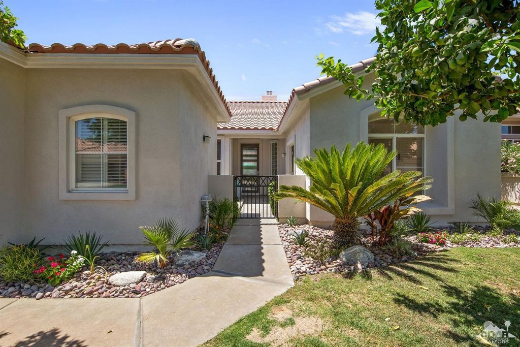 listing image 10993870334442083112