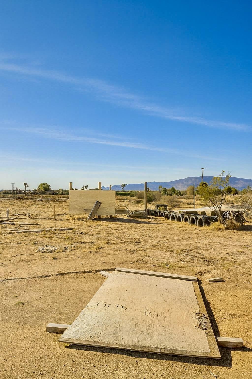 Phelan, California 92371, United States, ,Land,Active,250643