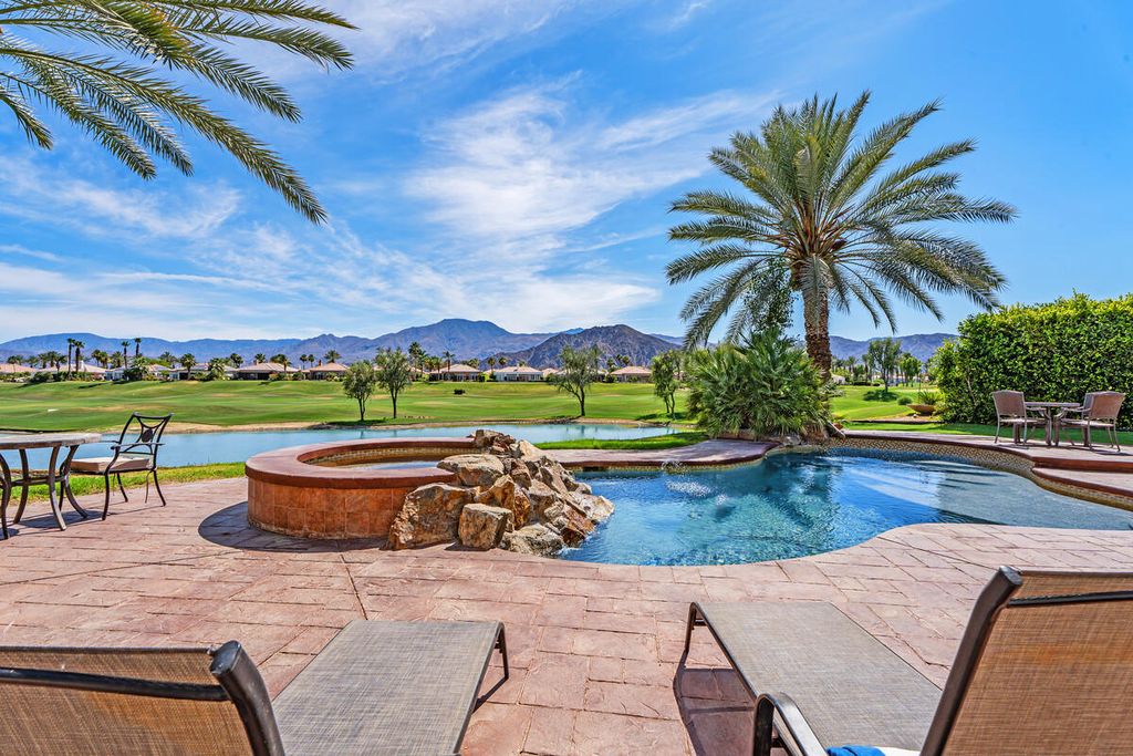 Photo of 80565 VÃ­A Terracina, La Quinta, CA 92253 (MLS # 219148115)
