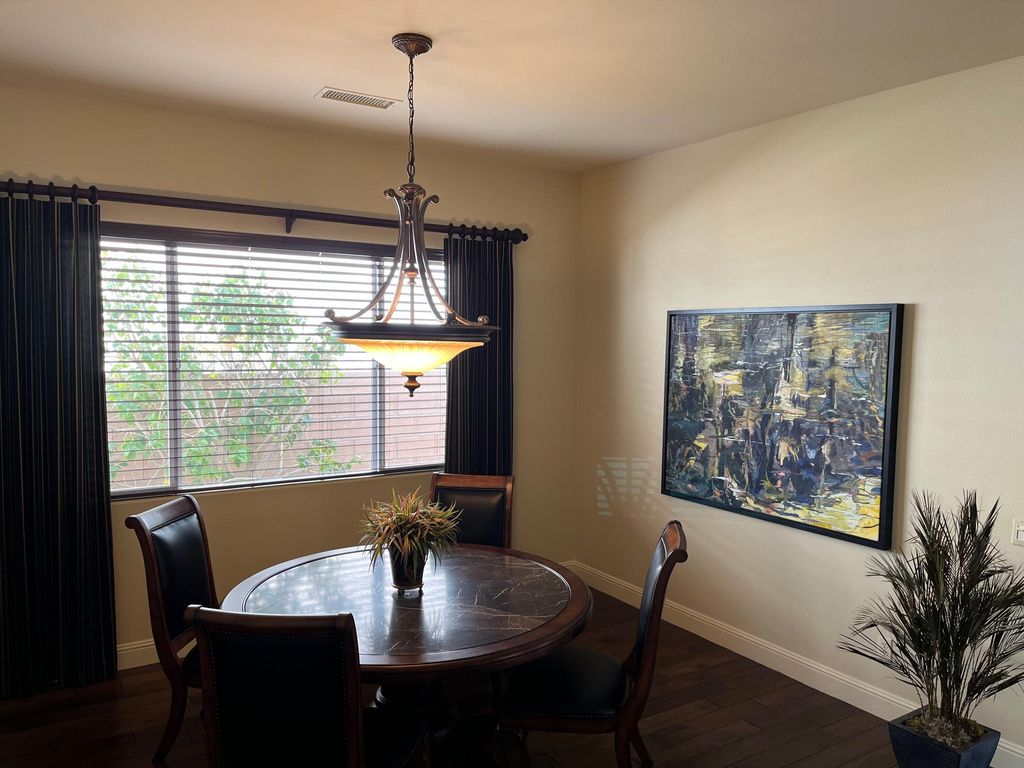 listing image 10997047149827507397