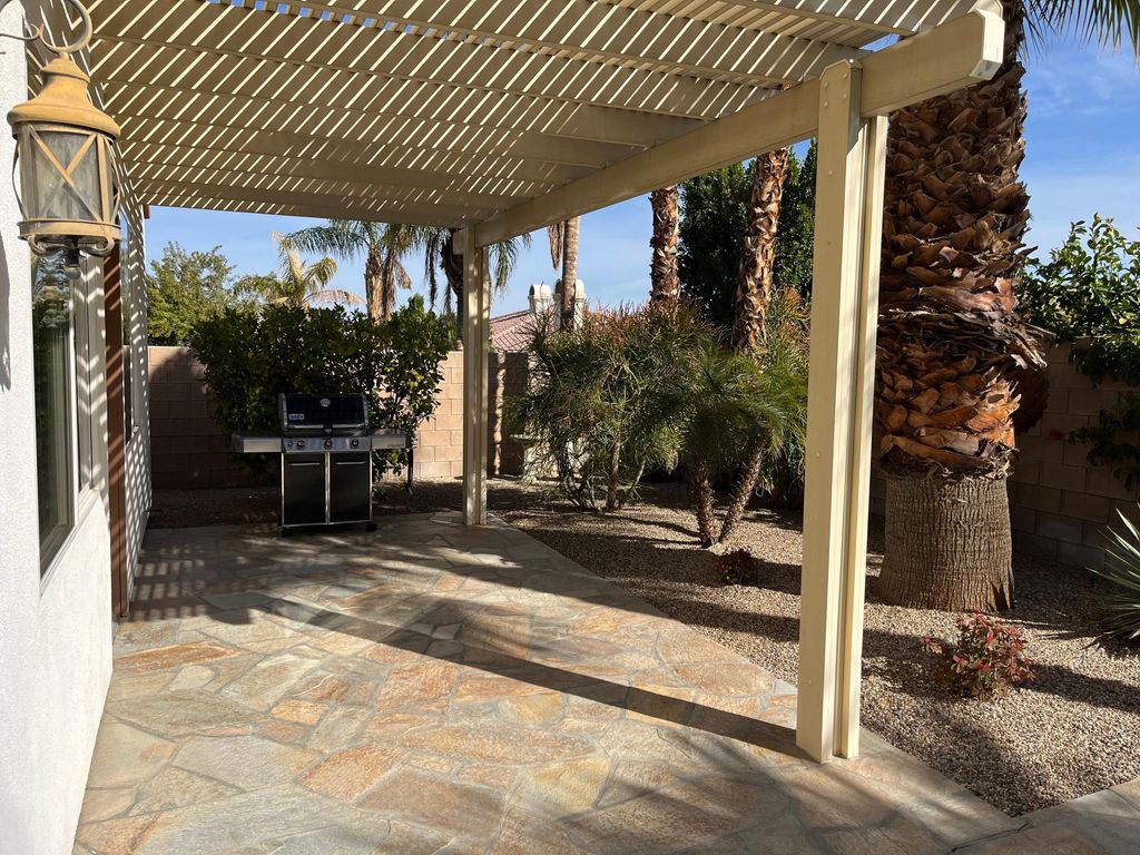 listing image 10991683394281827532