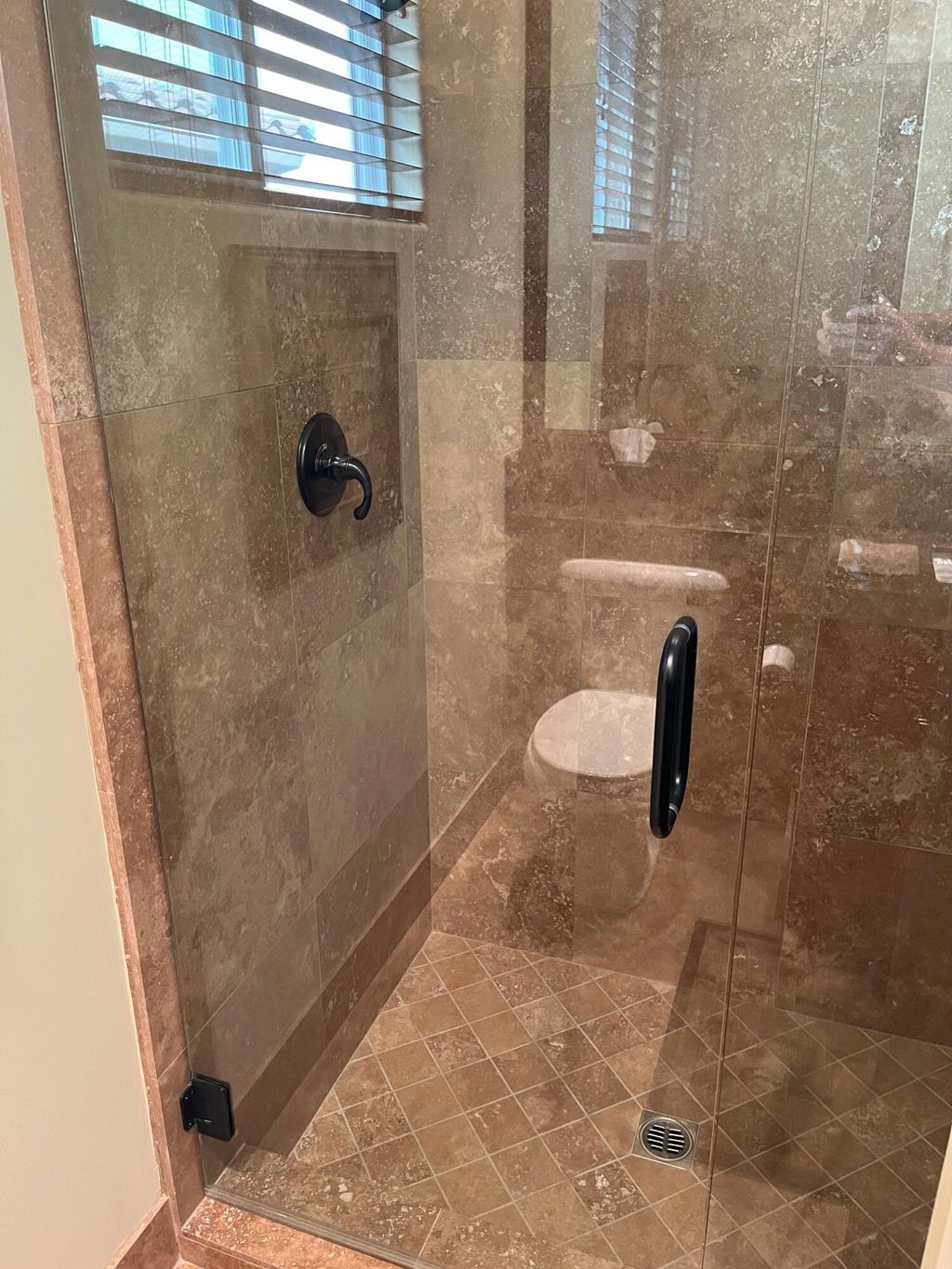 listing image 10995350510331448776