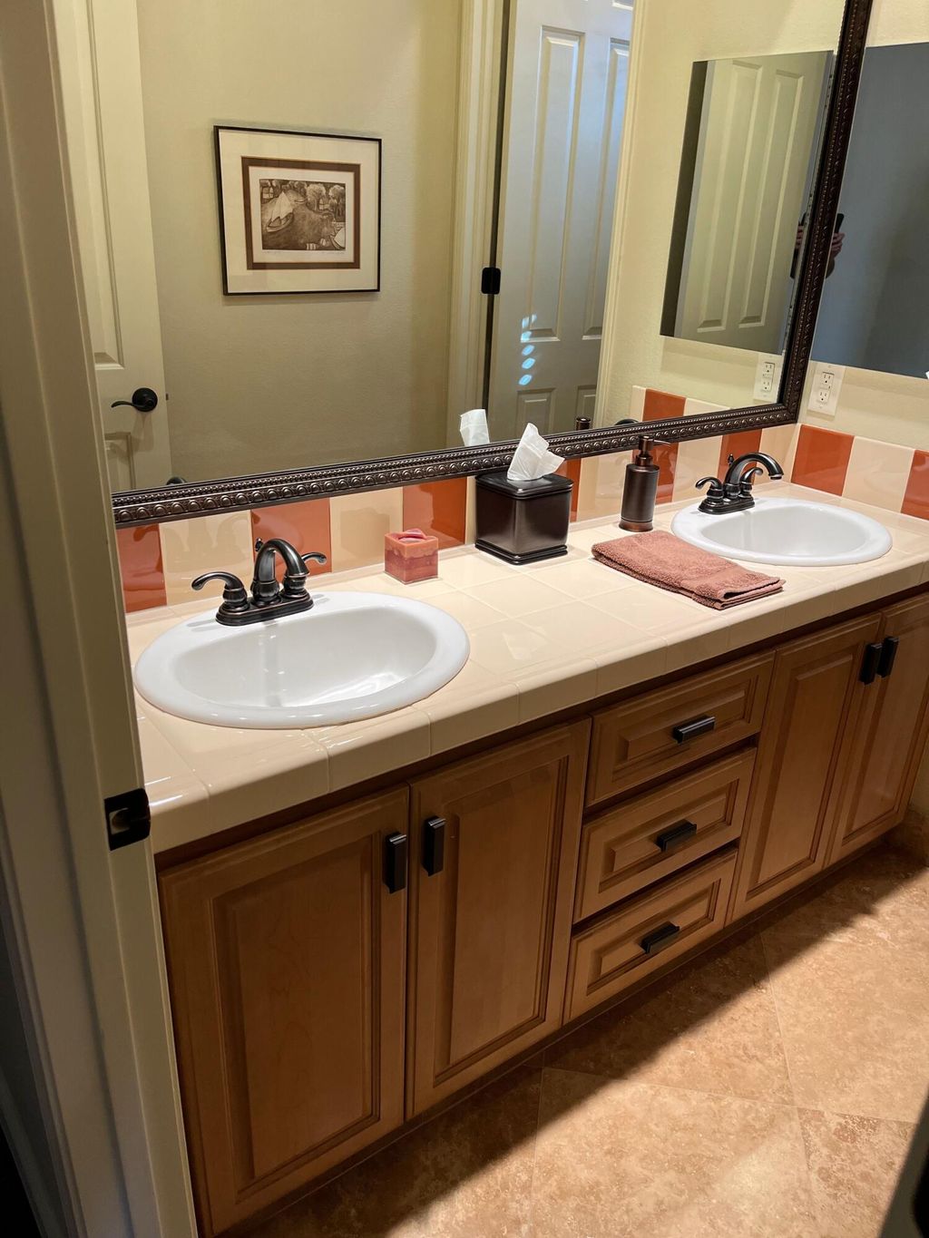 listing image 10994863356999783022