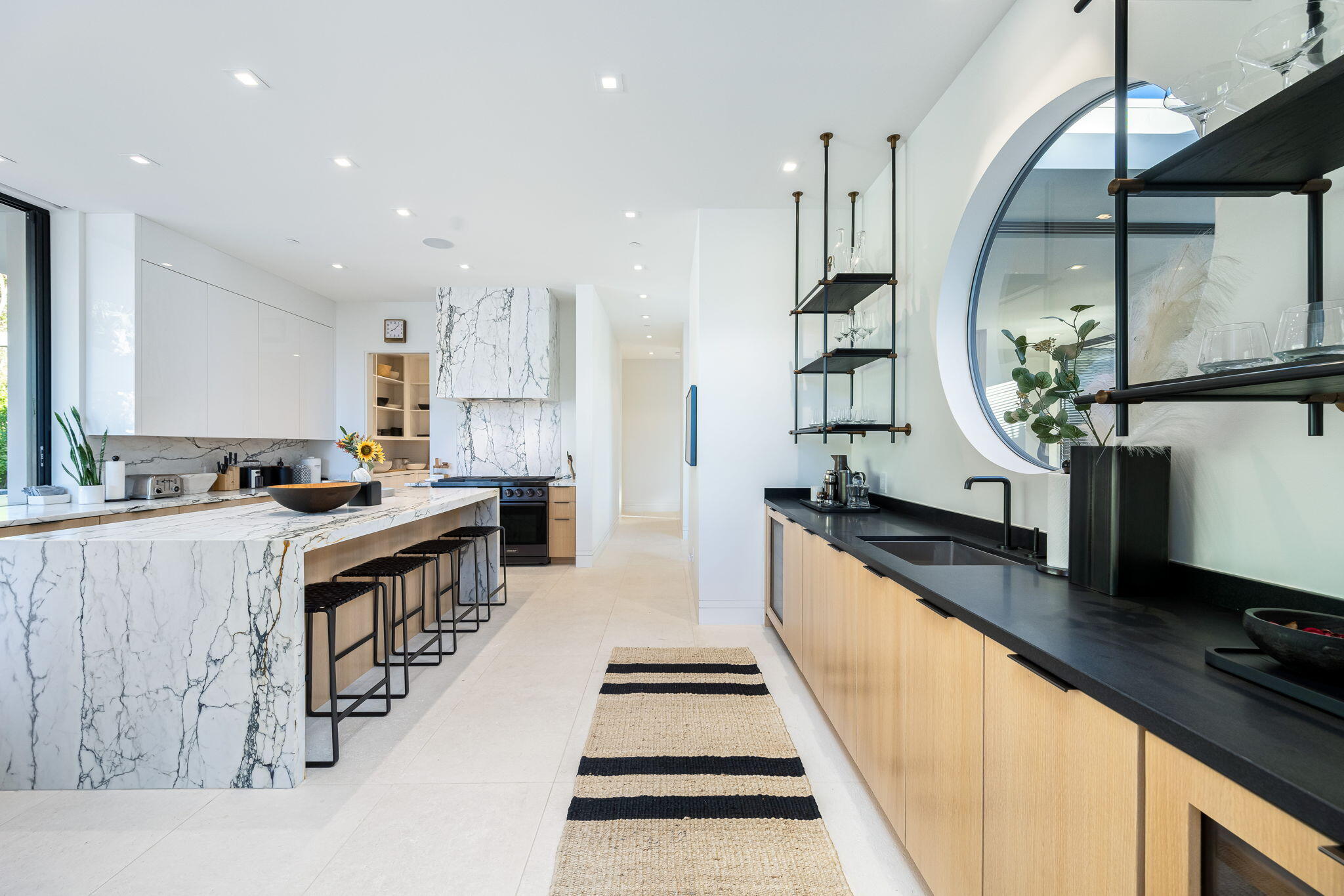 Palm Springs, California 92262, United States, 4 Bedrooms Bedrooms, ,4 BathroomsBathrooms,Residential,Active,20240