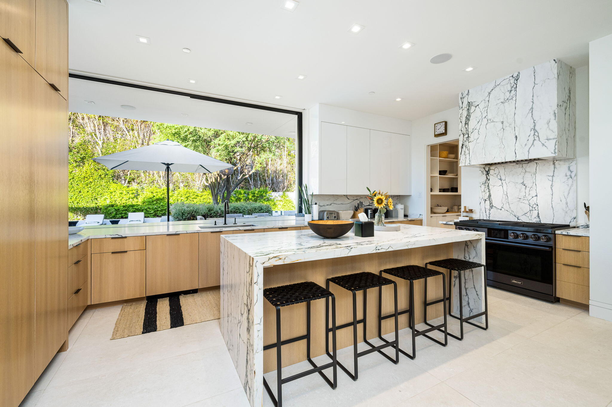 Palm Springs, California 92262, United States, 4 Bedrooms Bedrooms, ,4 BathroomsBathrooms,Residential,Active,20240