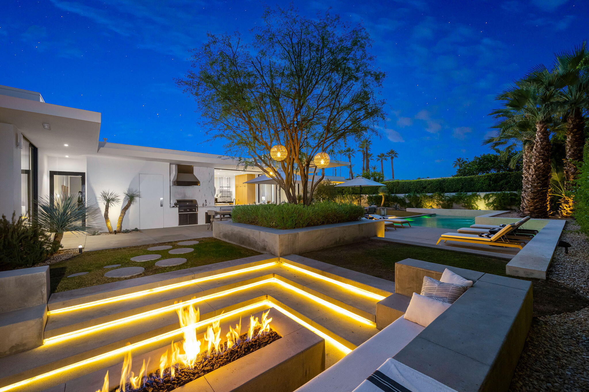 Palm Springs, California 92262, United States, 4 Bedrooms Bedrooms, ,4 BathroomsBathrooms,Residential,Active,20240