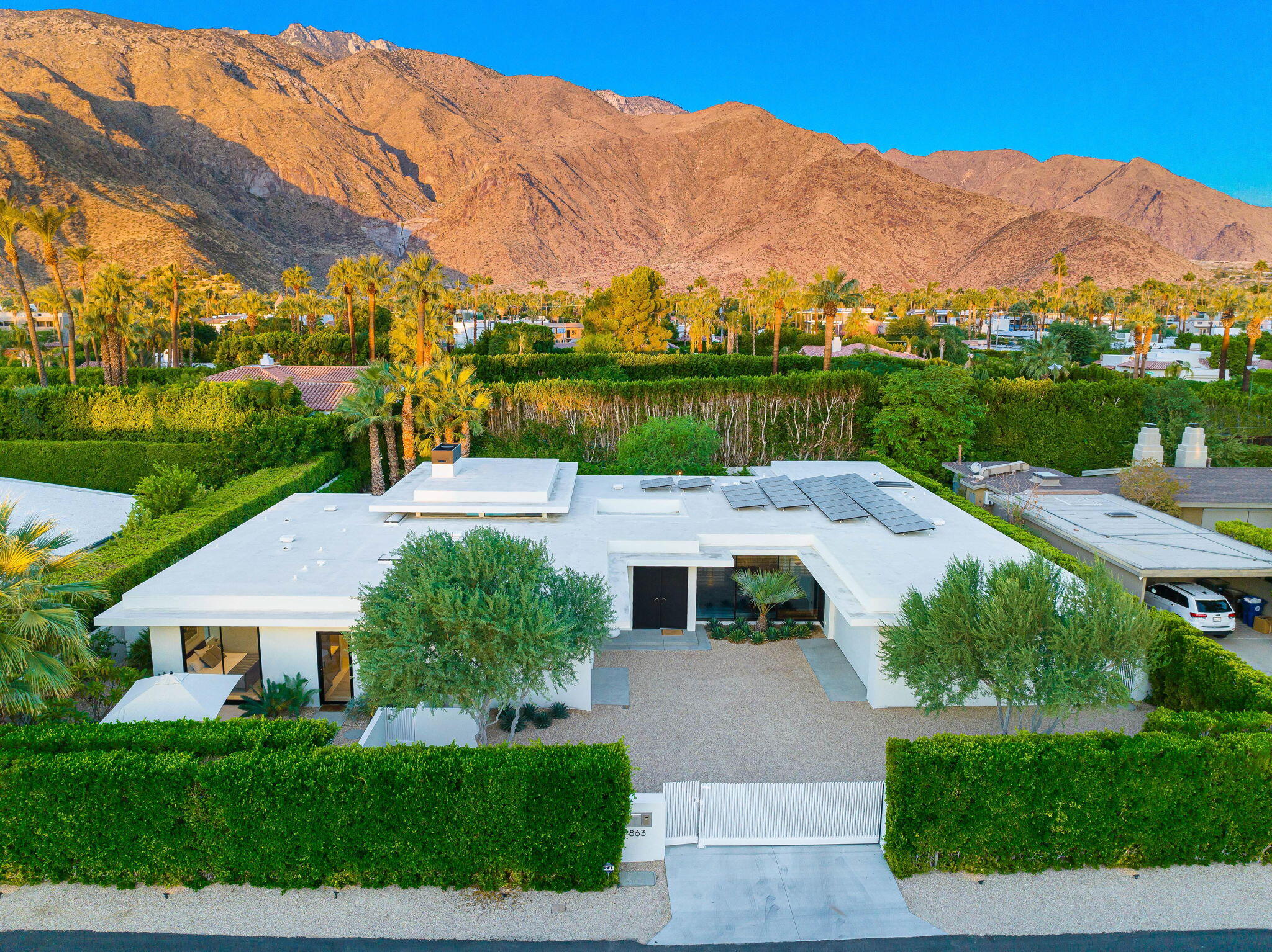 Palm Springs, California 92262, United States, 4 Bedrooms Bedrooms, ,4 BathroomsBathrooms,Residential,Active,20240