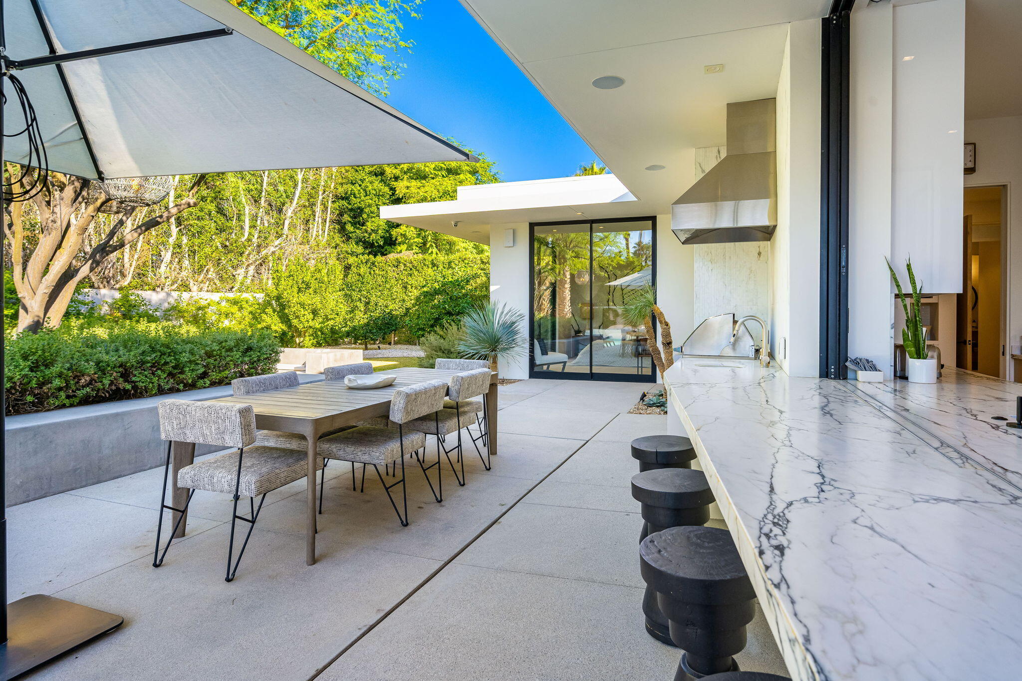 Palm Springs, California 92262, United States, 4 Bedrooms Bedrooms, ,4 BathroomsBathrooms,Residential,Active,20240