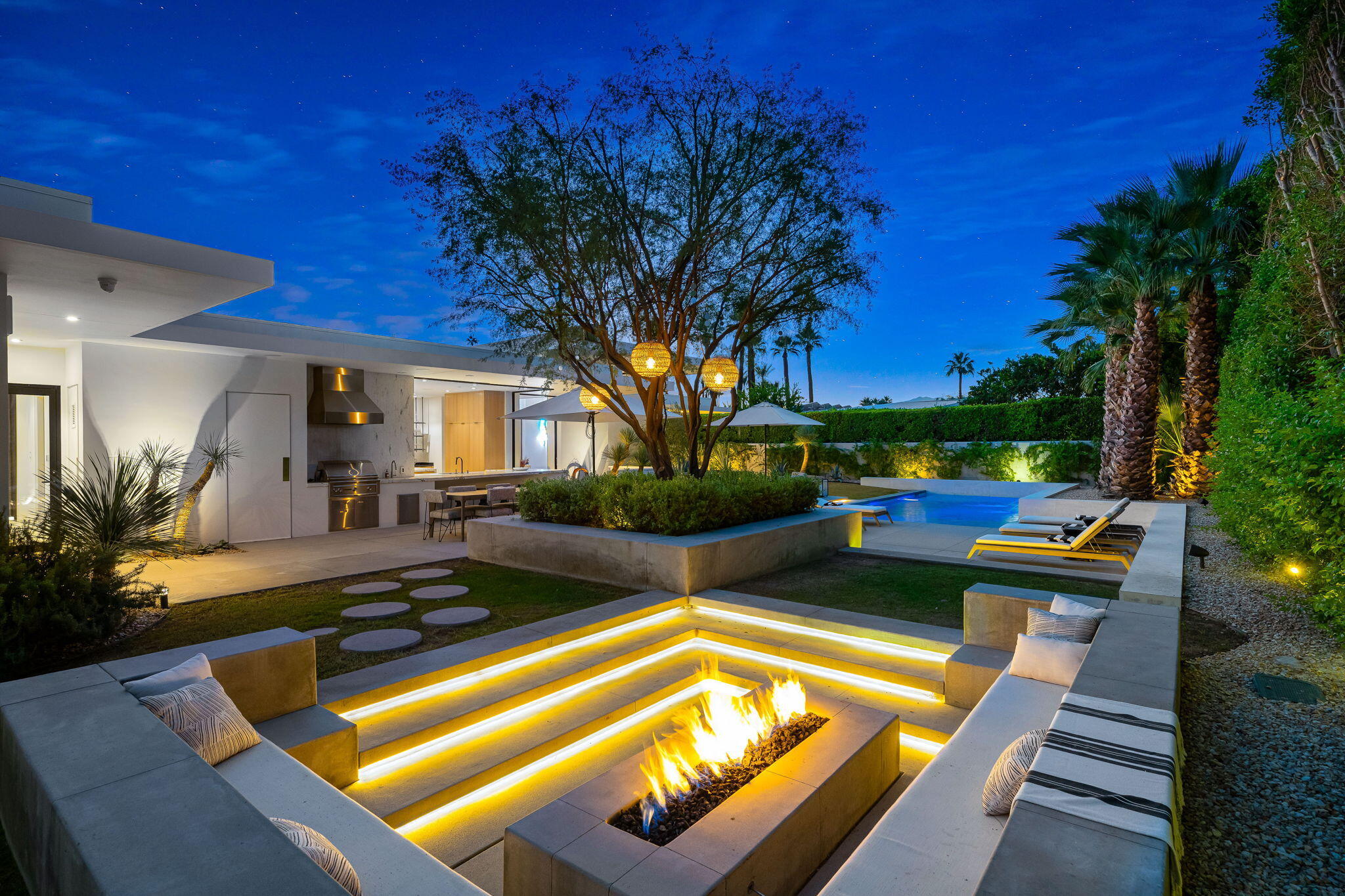 Palm Springs, California 92262, United States, 4 Bedrooms Bedrooms, ,4 BathroomsBathrooms,Residential,Active,20240