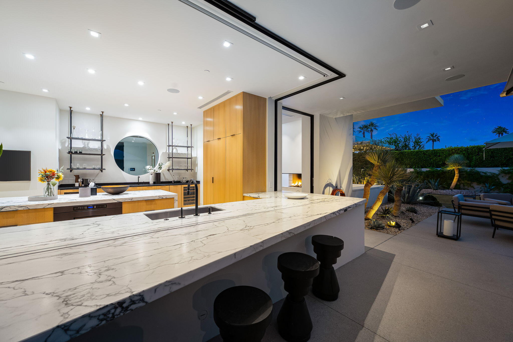 Palm Springs, California 92262, United States, 4 Bedrooms Bedrooms, ,4 BathroomsBathrooms,Residential,Active,20240