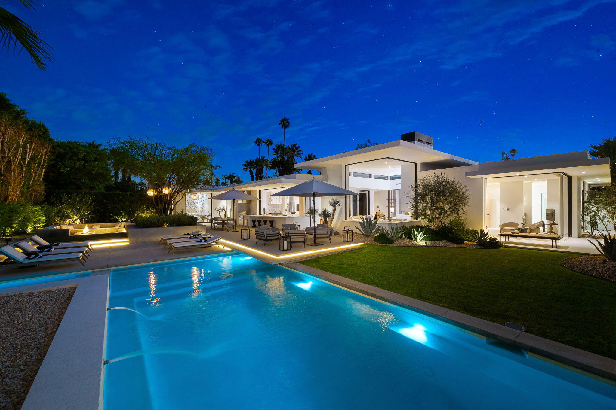 Palm Springs, California 92262, United States, 4 Bedrooms Bedrooms, ,4 BathroomsBathrooms,Residential,Active,20240