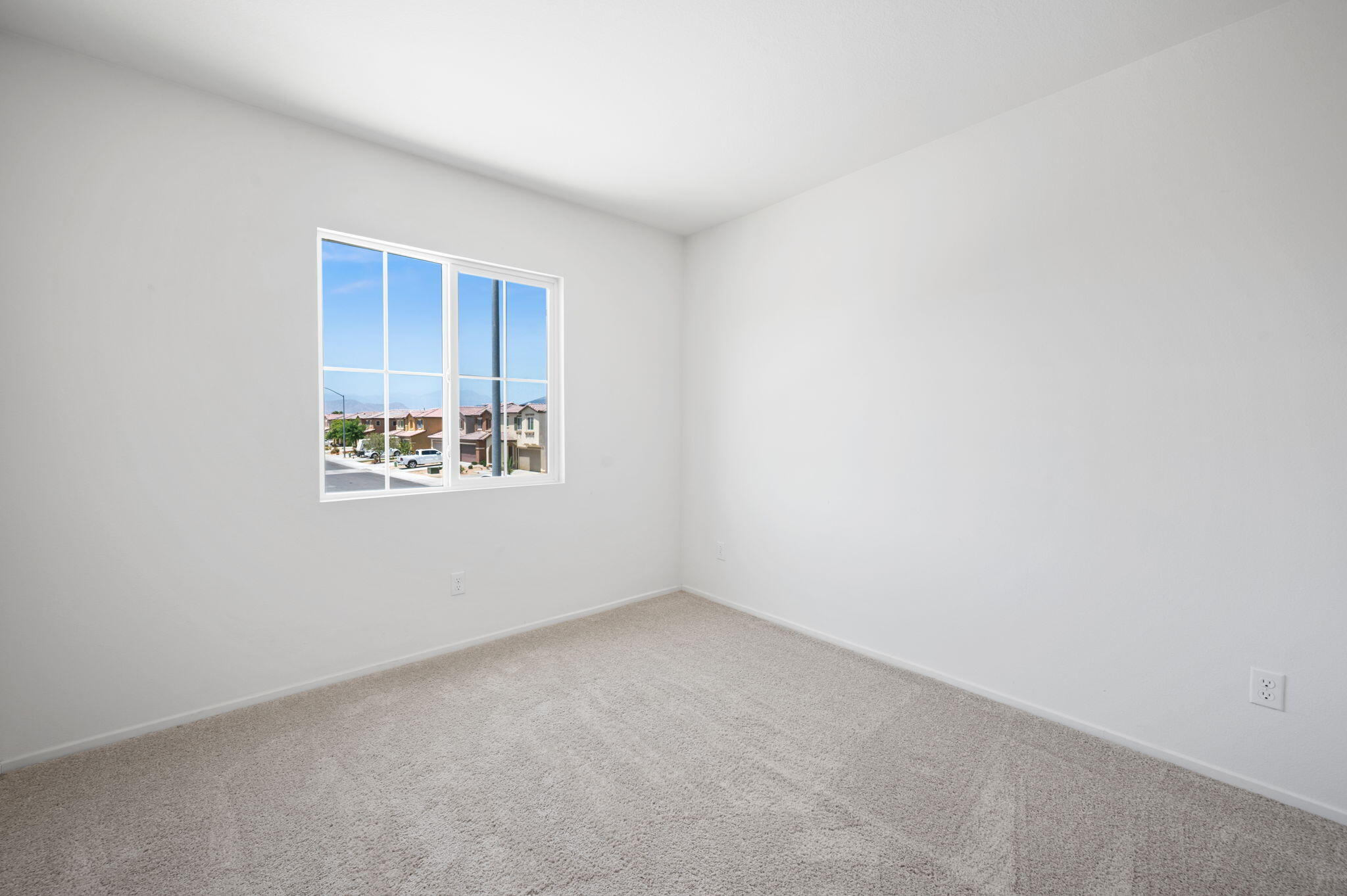 Coachella, California 92236, United States, 3 Bedrooms Bedrooms, ,3 BathroomsBathrooms,Residential,Pending,130318