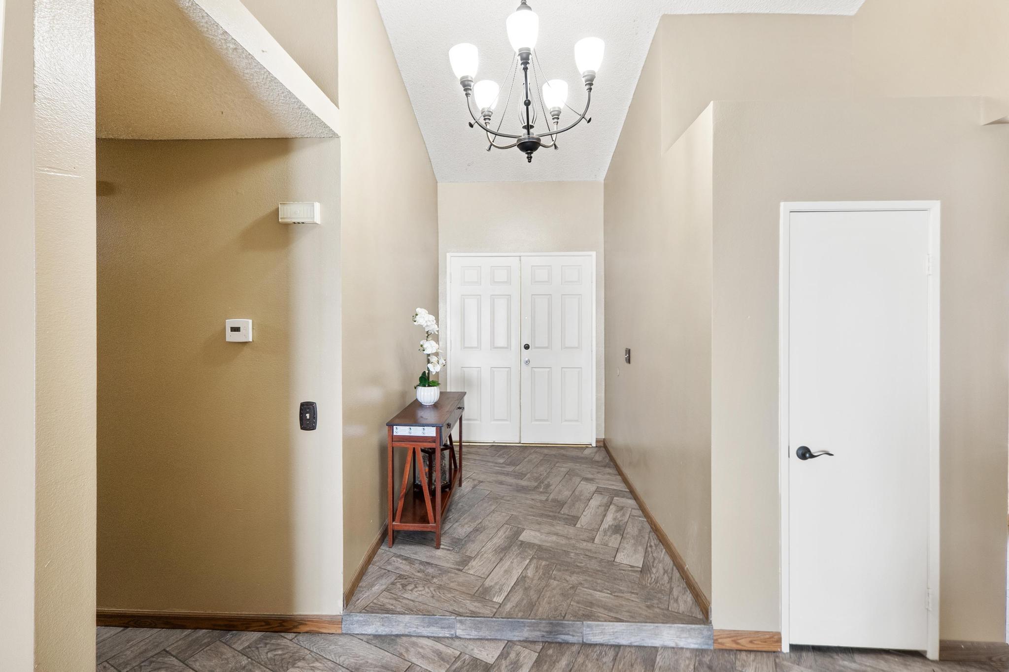 Fontana, California 92336, United States, 3 Bedrooms Bedrooms, ,2 BathroomsBathrooms,Residential,Active,91765