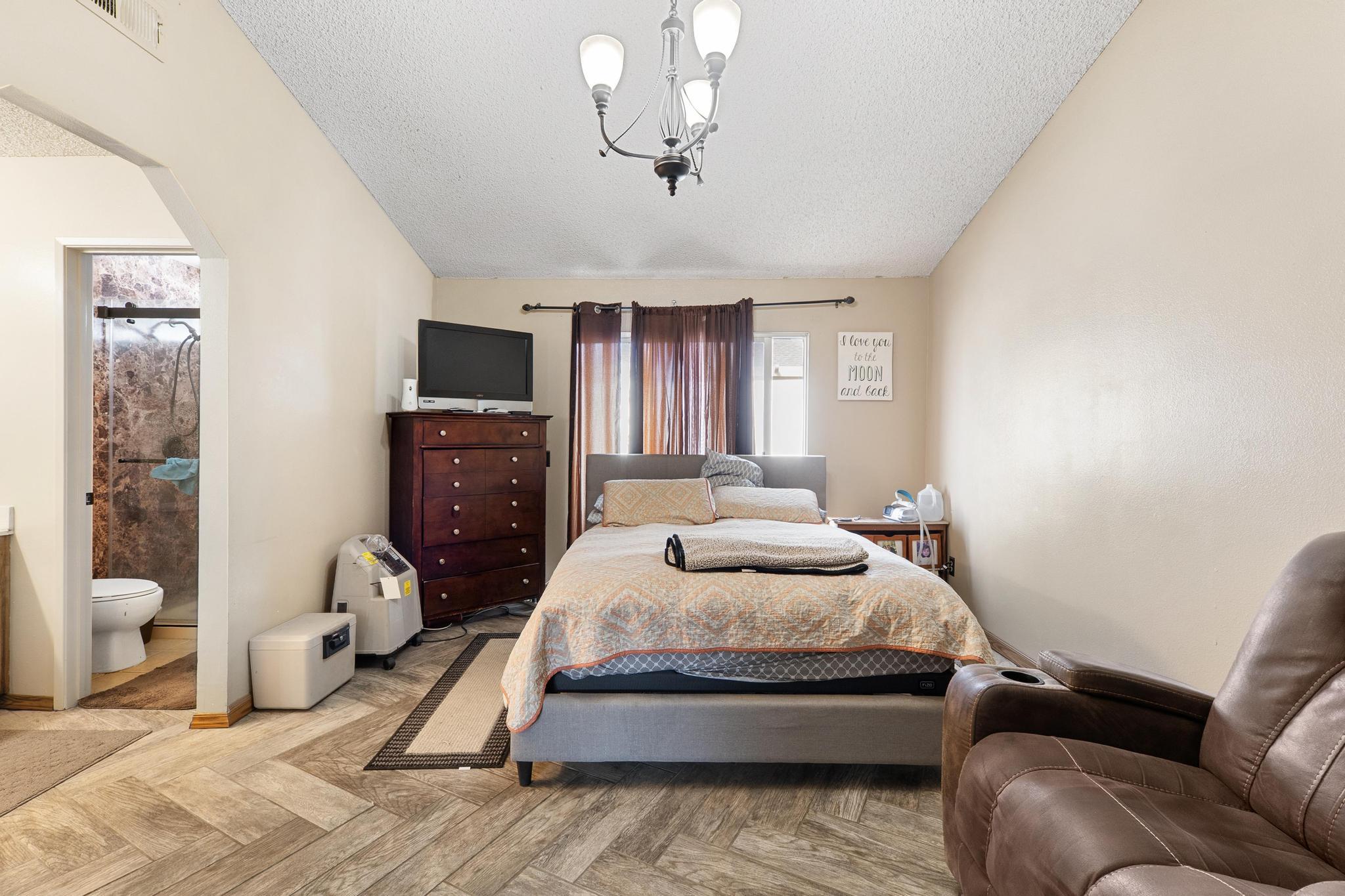 Fontana, California 92336, United States, 3 Bedrooms Bedrooms, ,2 BathroomsBathrooms,Residential,Active,91765