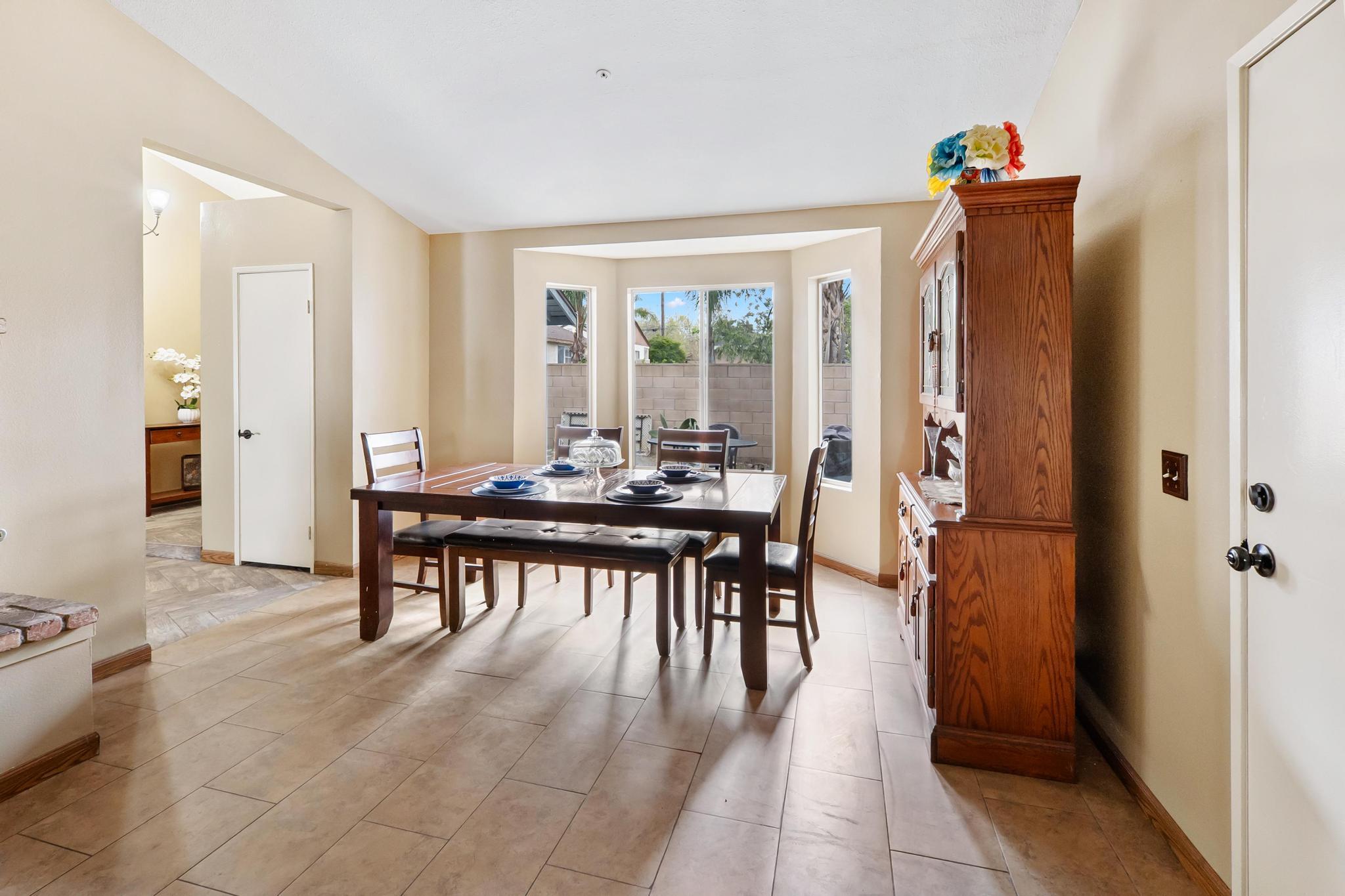 Fontana, California 92336, United States, 3 Bedrooms Bedrooms, ,2 BathroomsBathrooms,Residential,Active,91765