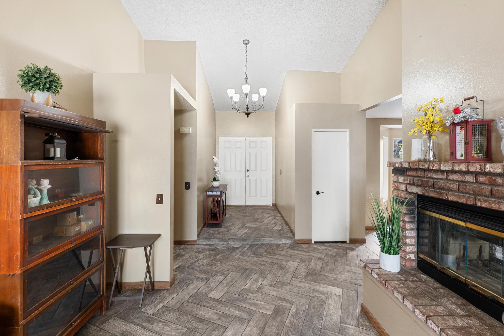 Fontana, California 92336, United States, 3 Bedrooms Bedrooms, ,2 BathroomsBathrooms,Residential,Active,91765