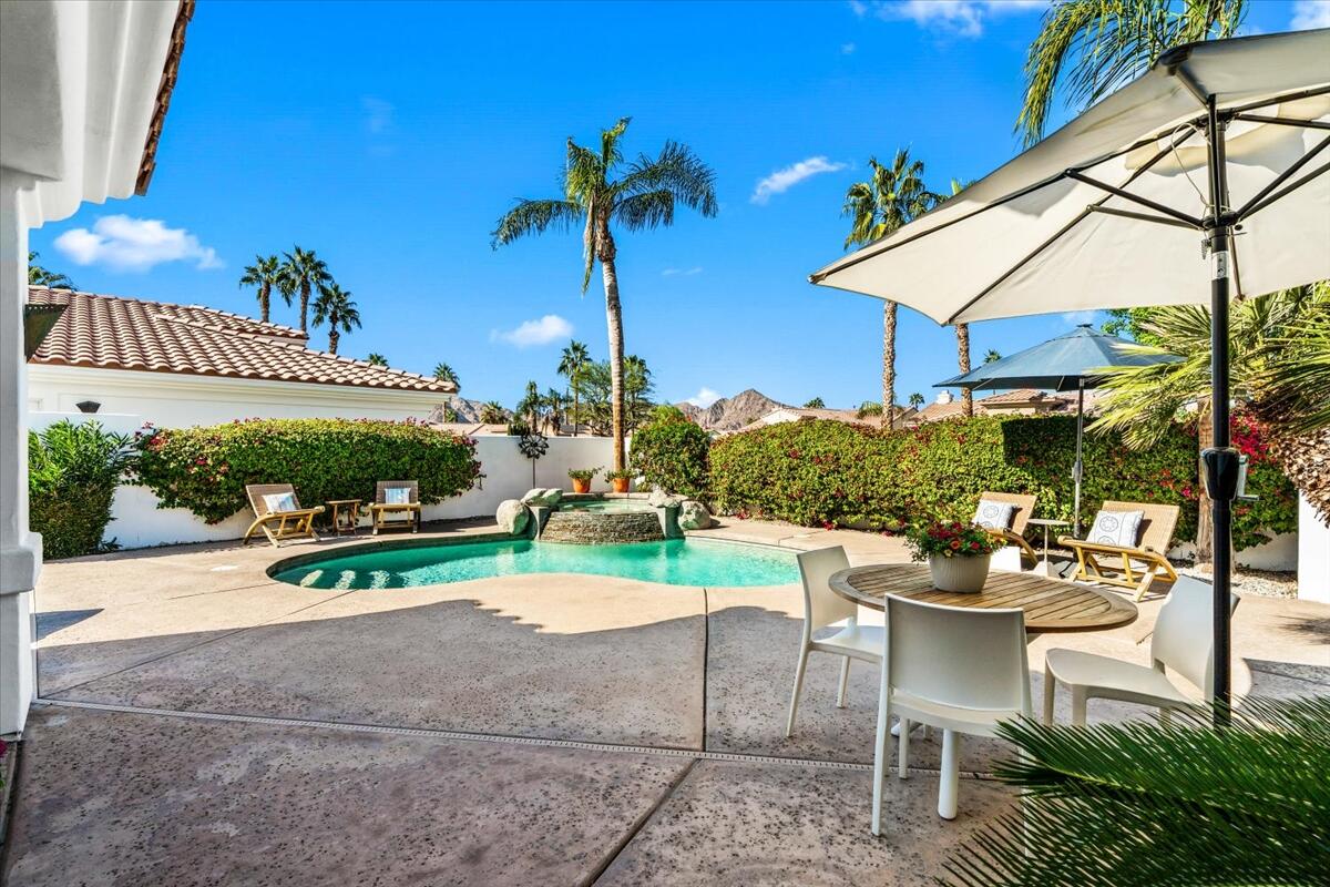 La Quinta, California 92253, United States, 3 Bedrooms Bedrooms, ,3 BathroomsBathrooms,Residential,Active,242751