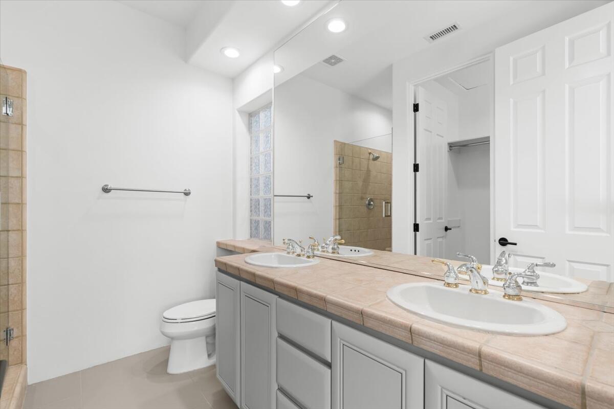 La Quinta, California 92253, United States, 3 Bedrooms Bedrooms, ,3 BathroomsBathrooms,Residential,Active,242751