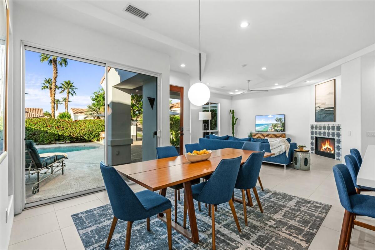 La Quinta, California 92253, United States, 3 Bedrooms Bedrooms, ,3 BathroomsBathrooms,Residential,Active,242751