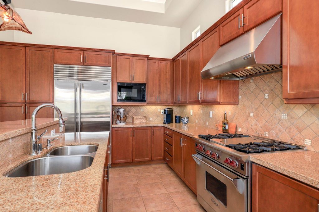 listing image 10990586529089706715