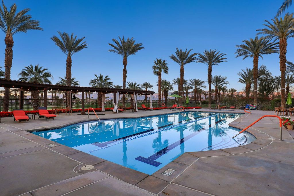 listing image 10994115515721191552