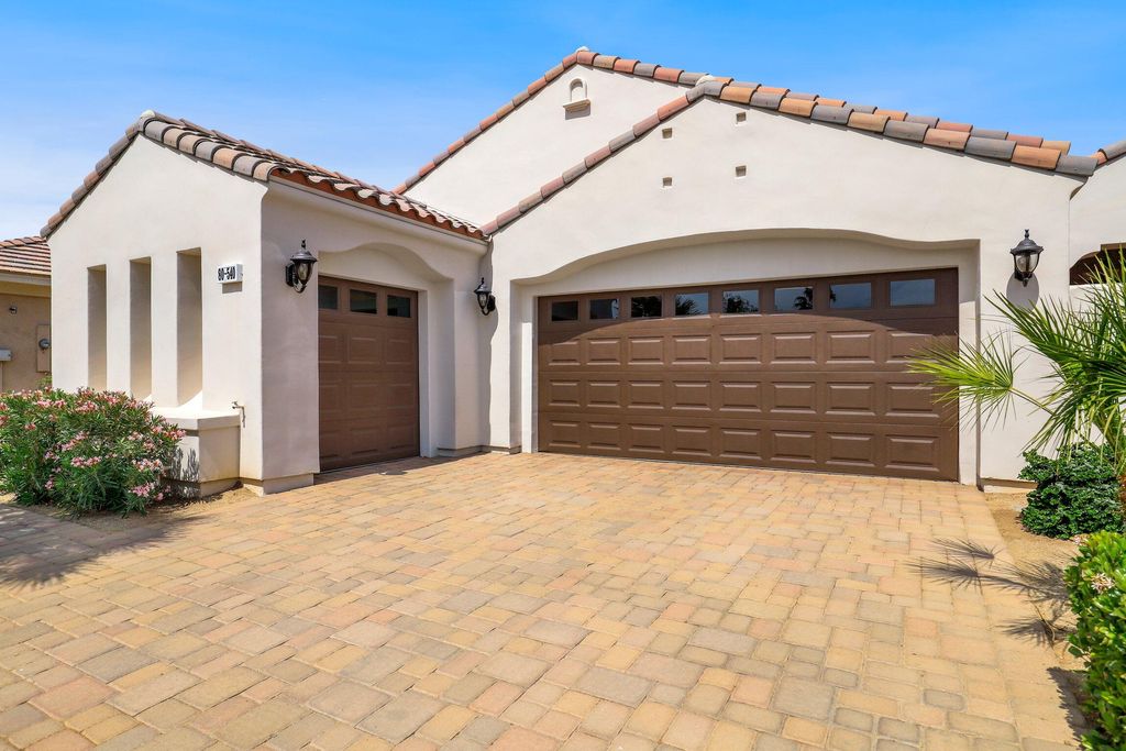 listing image 10992507089182648474