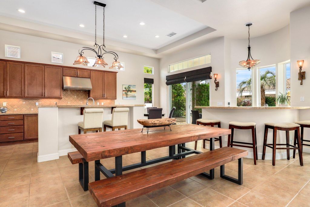 listing image 10995165159588522439