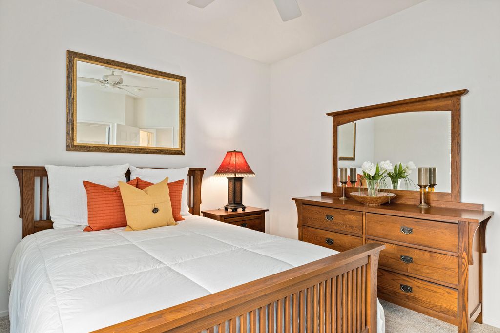 listing image 10993614124865983866