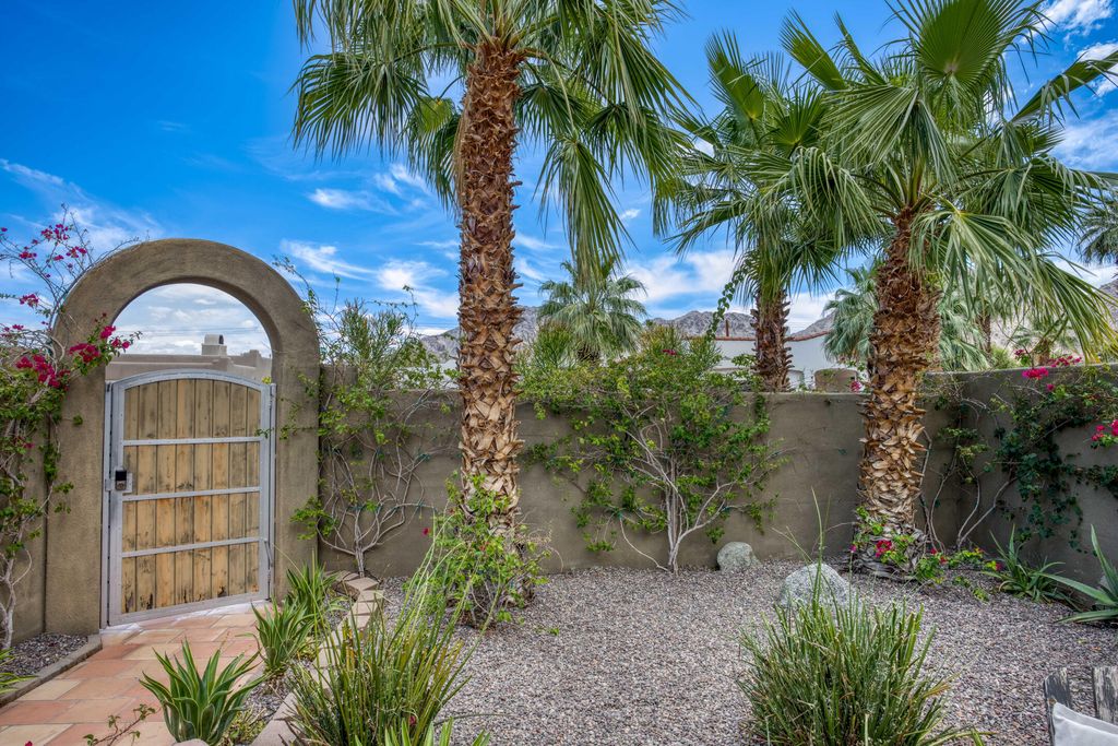 Photo of 53595 Avenida Diaz, La Quinta, CA 92253 (MLS # 219147527)
