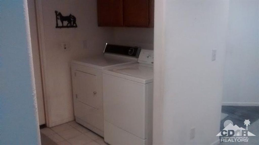listing image 10993146776810968334