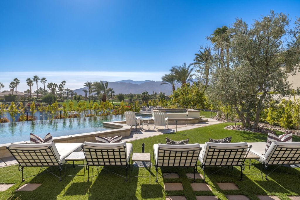 Photo of 58075 Carmona, La Quinta, CA 92253 (MLS # 219143903)